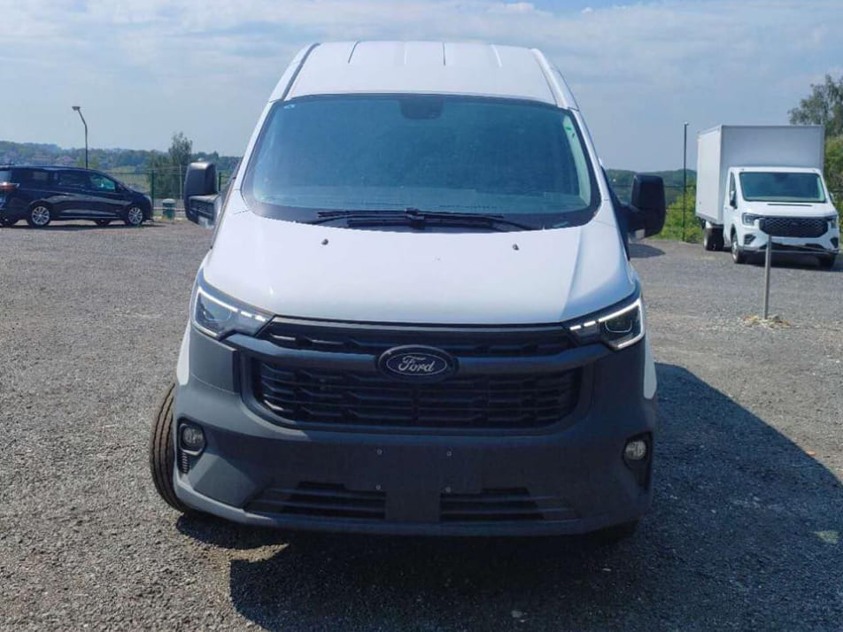 /images/pages/catalog/Ford Transit Custom/Ford_Transit_Custom_2.jpg